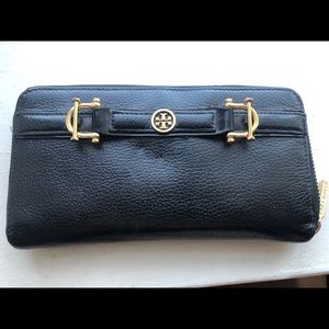 Tory Burch wallet